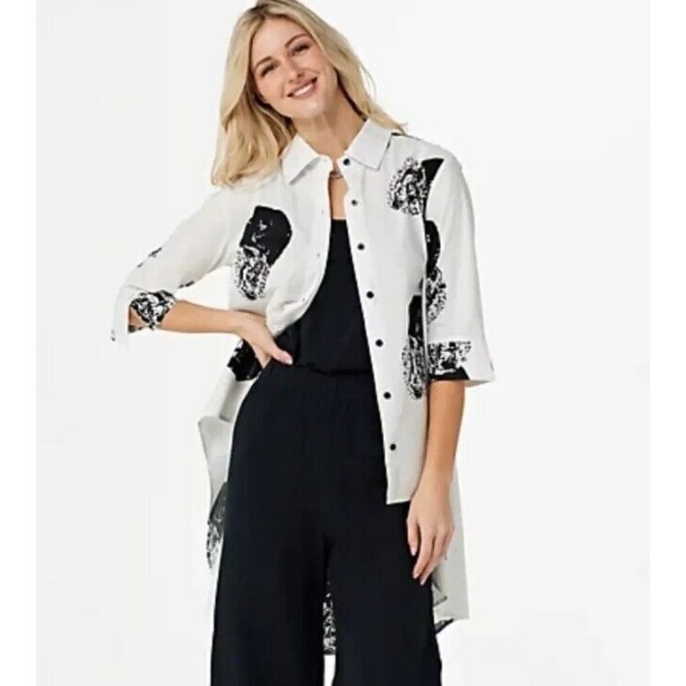Truth + Style Petit Printed Stretch Hi-Low Button cardigan White/Black Petite XL